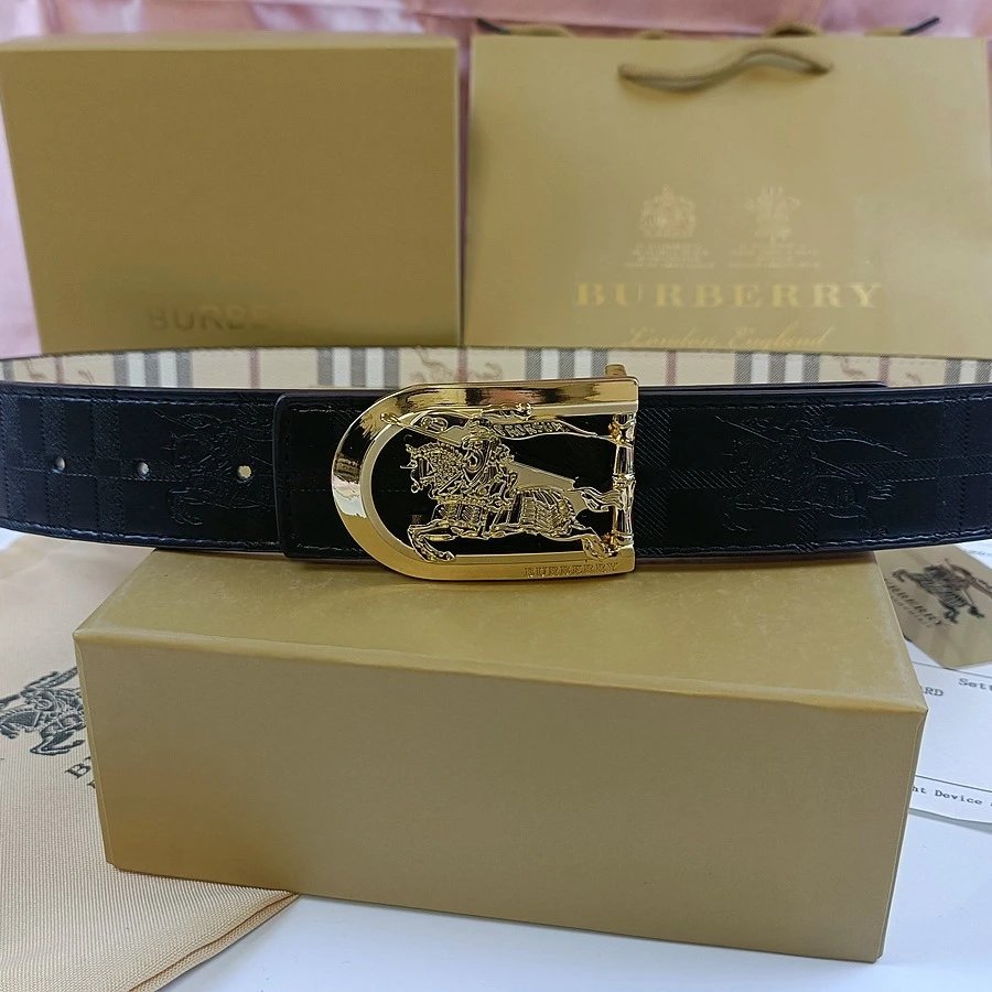 Burberry belt