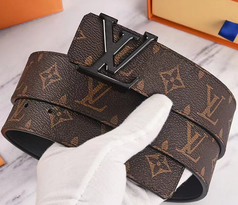 Louis Vuitton belt