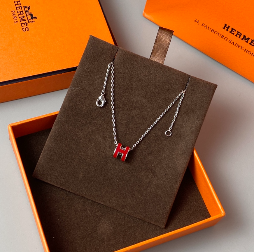 Hermes necklace