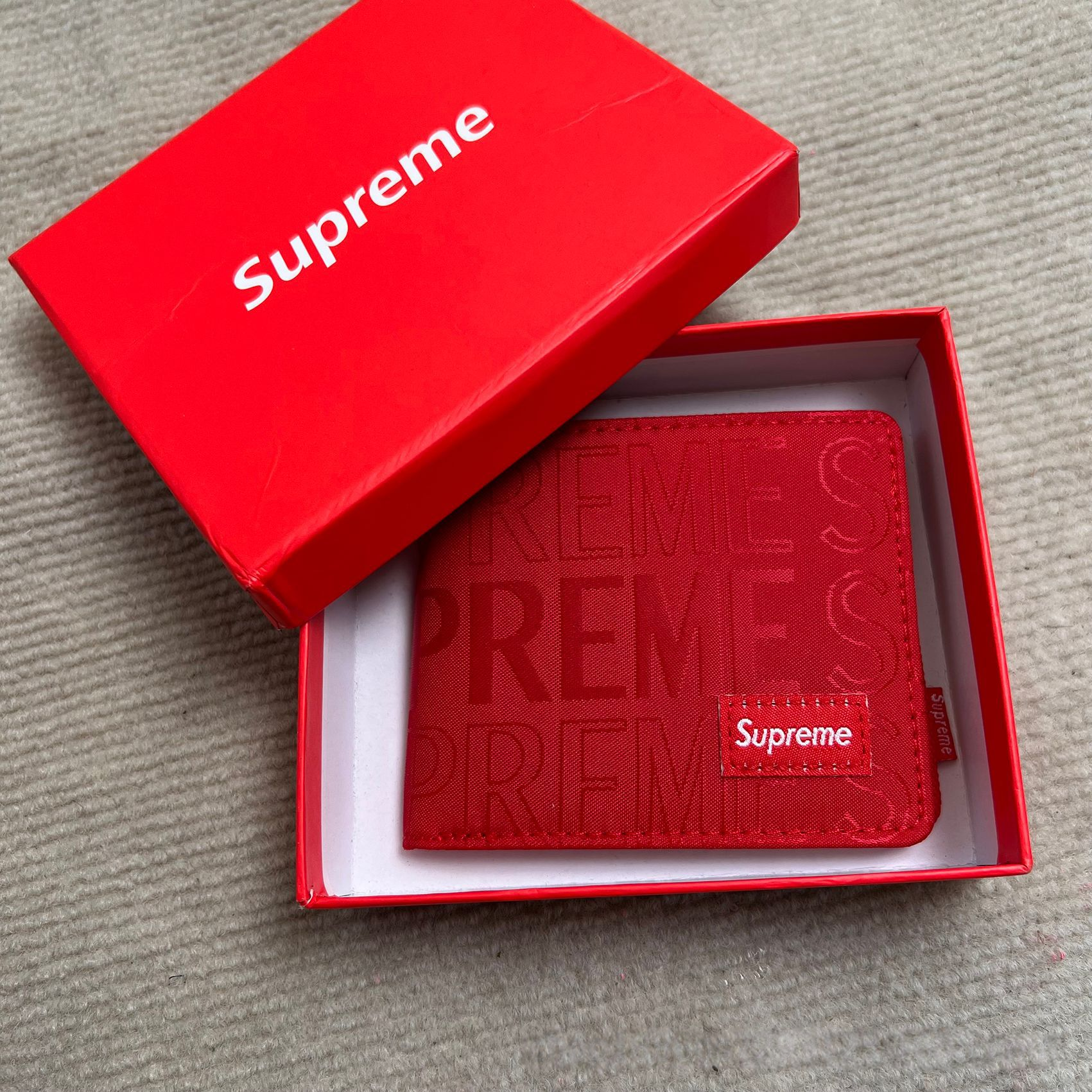 Supreme wallet